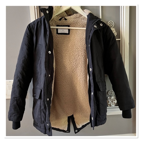 OLD NAVY Kids Black Fall- Winter Jacket - Picture 2 of 9